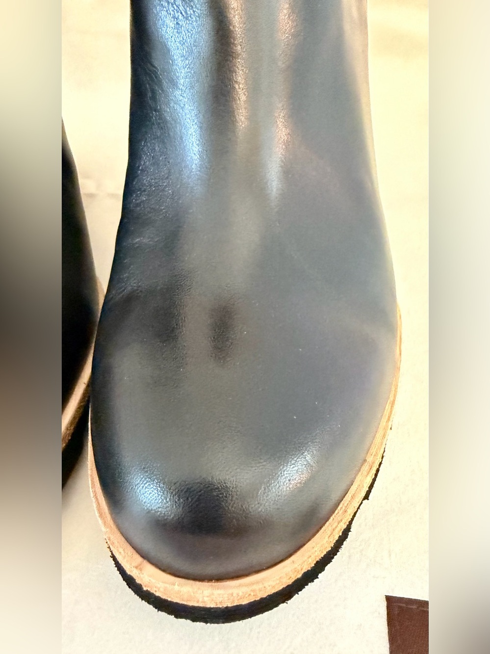 UGG Amal Black Leather Hidden Wedge Ankle Boots Women’s 7 NIB + Dust Bag - Picture 9 of 10